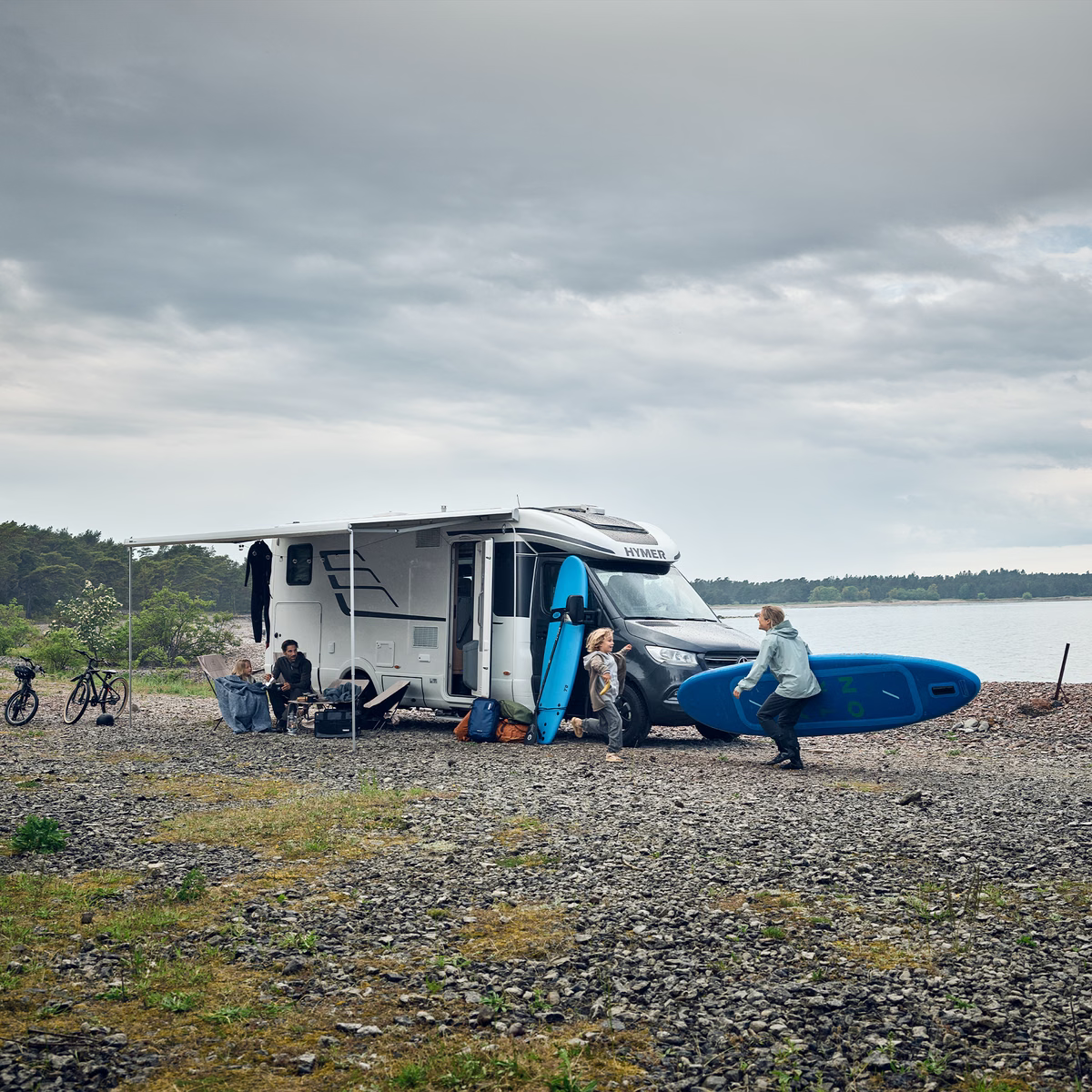 Thule Omnistor 5200 Wall Awning