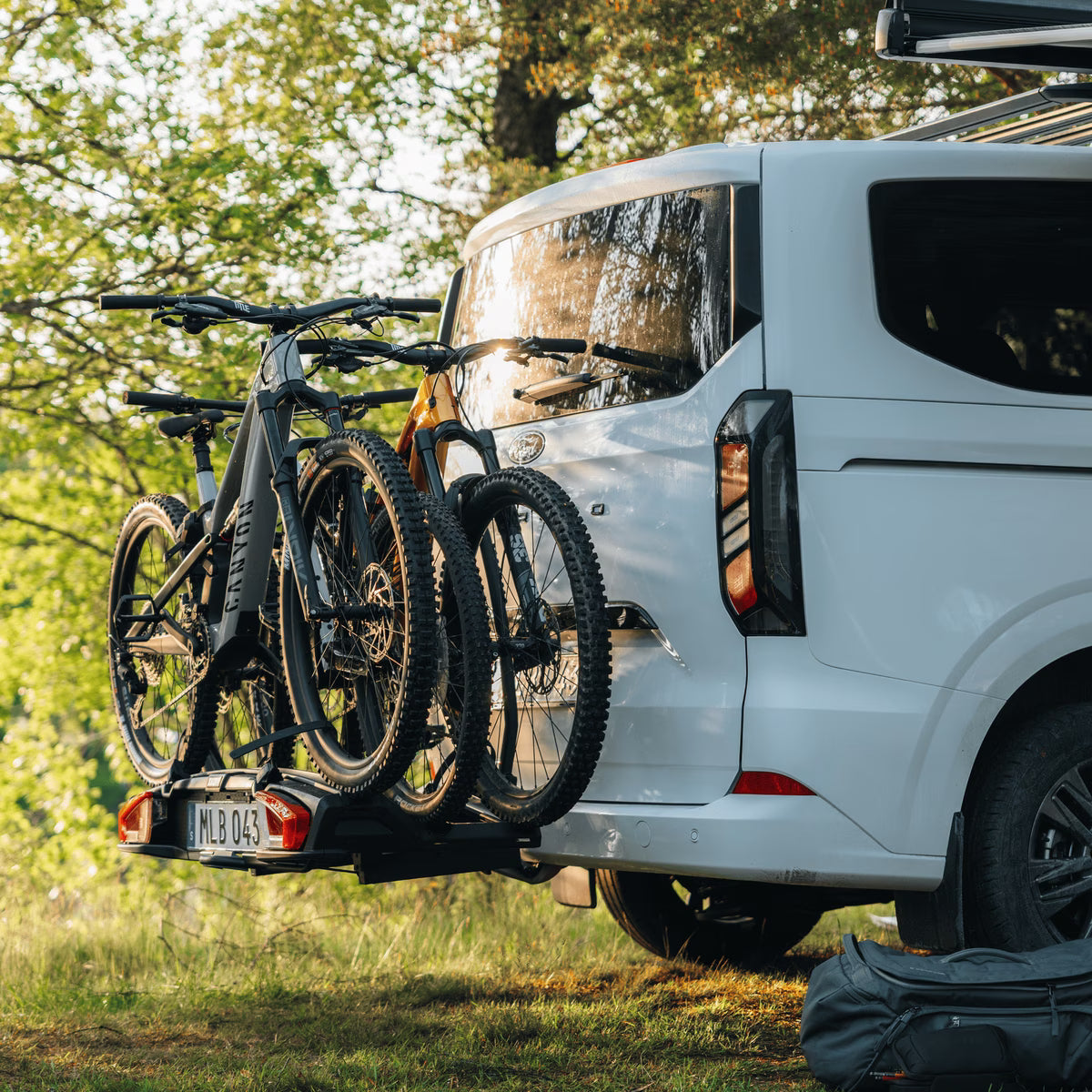Thule VeloSpace XT 3 bike tow bar rack for e-bikes and touring