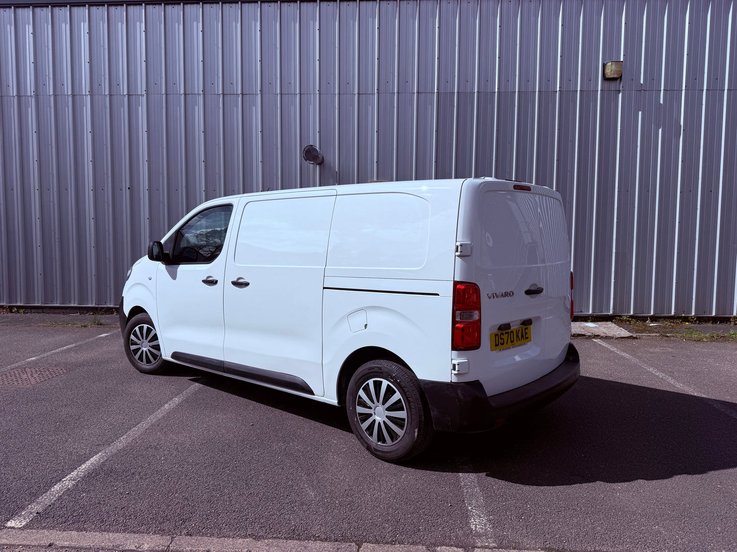 🚐 Vauxhall Vivaro Dynamic 1.5 Turbo D (DS70 KAE) – £9,999 + VAT