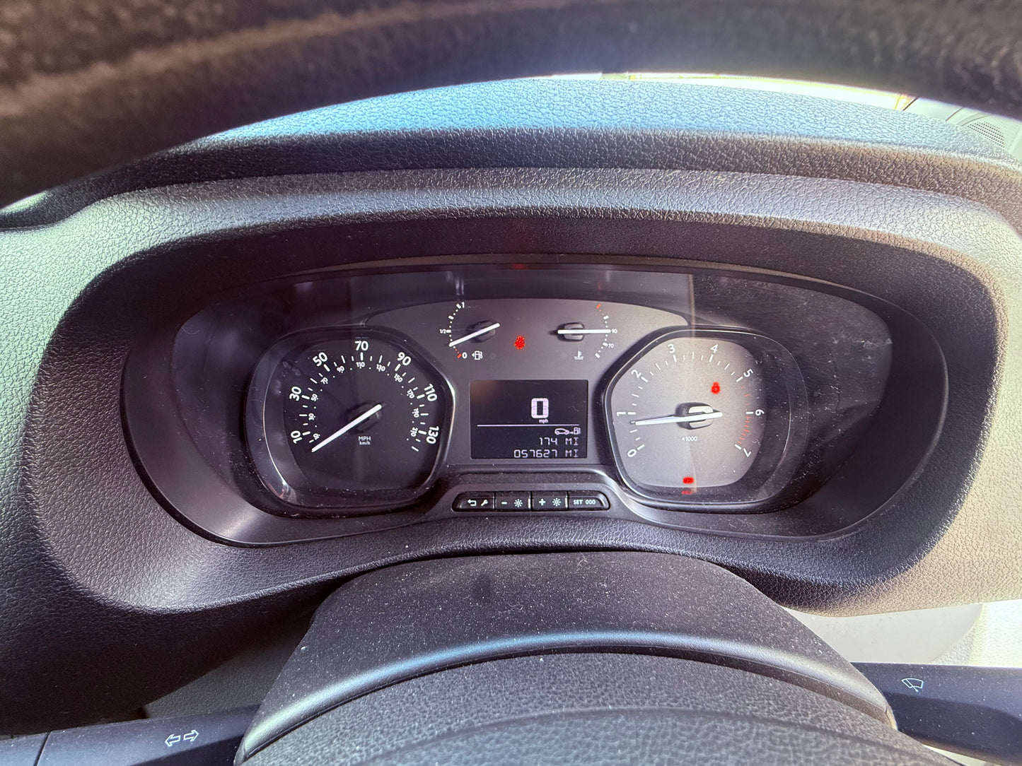 🚐 Vauxhall Vivaro Dynamic 1.5 Turbo D (DS70 KAE) – £9,999 + VAT