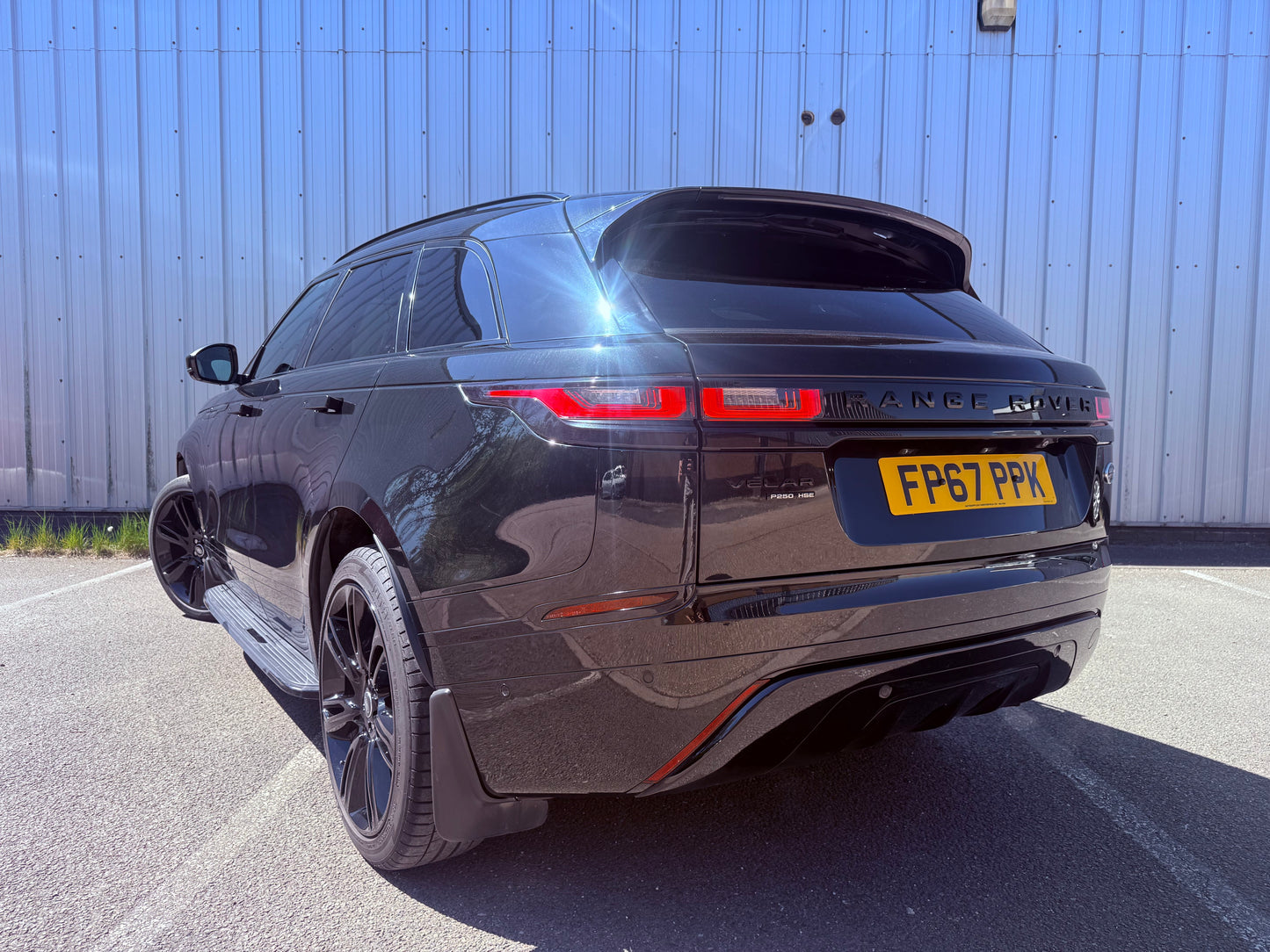 🚗 Range Rover Velar P250 R-Dynamic HSE Auto