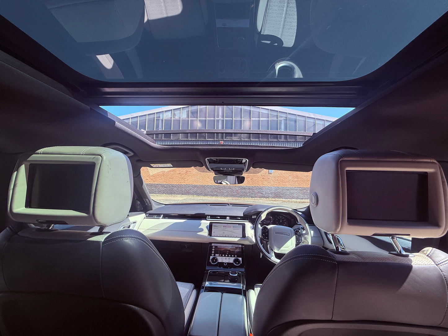 🚗 Range Rover Velar P250 R-Dynamic HSE Auto