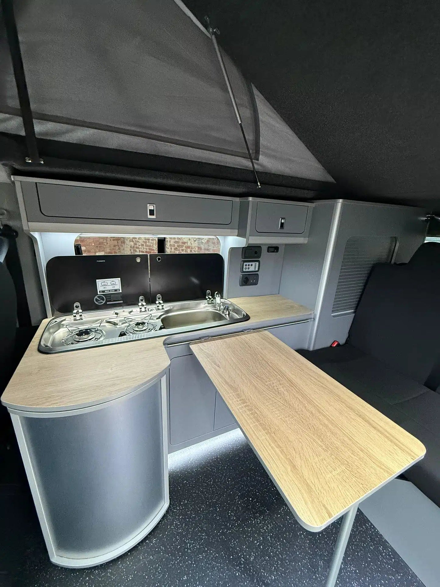 Nissan Primastar Tekna DCI, 2022 Relive Campers and Conversions