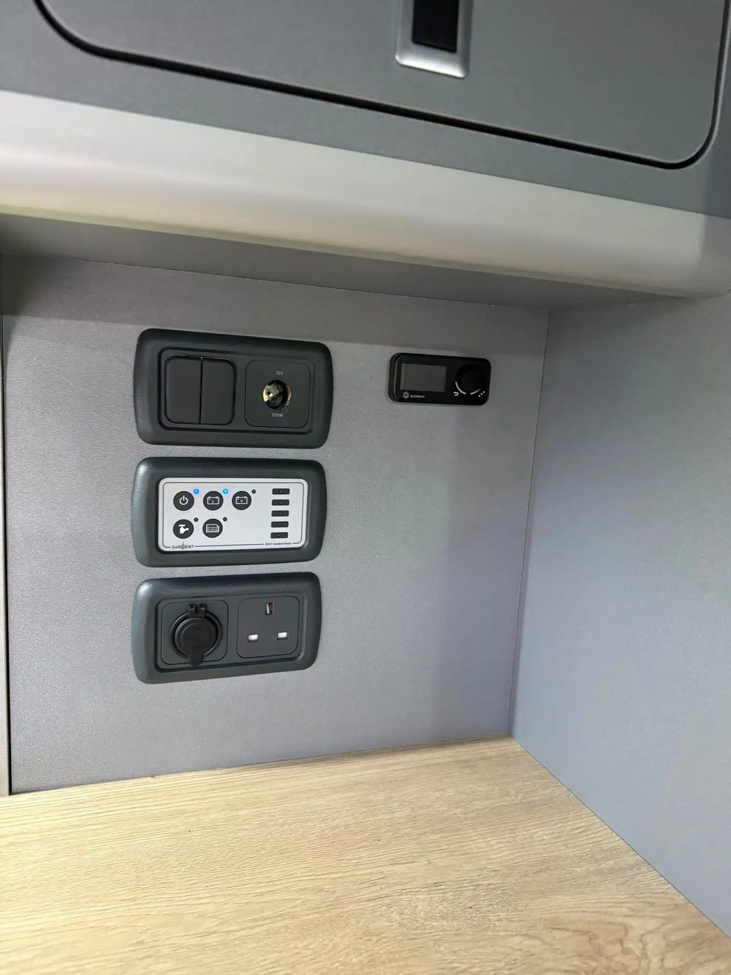 Nissan Primastar Tekna DCI, 2022 Relive Campers and Conversions