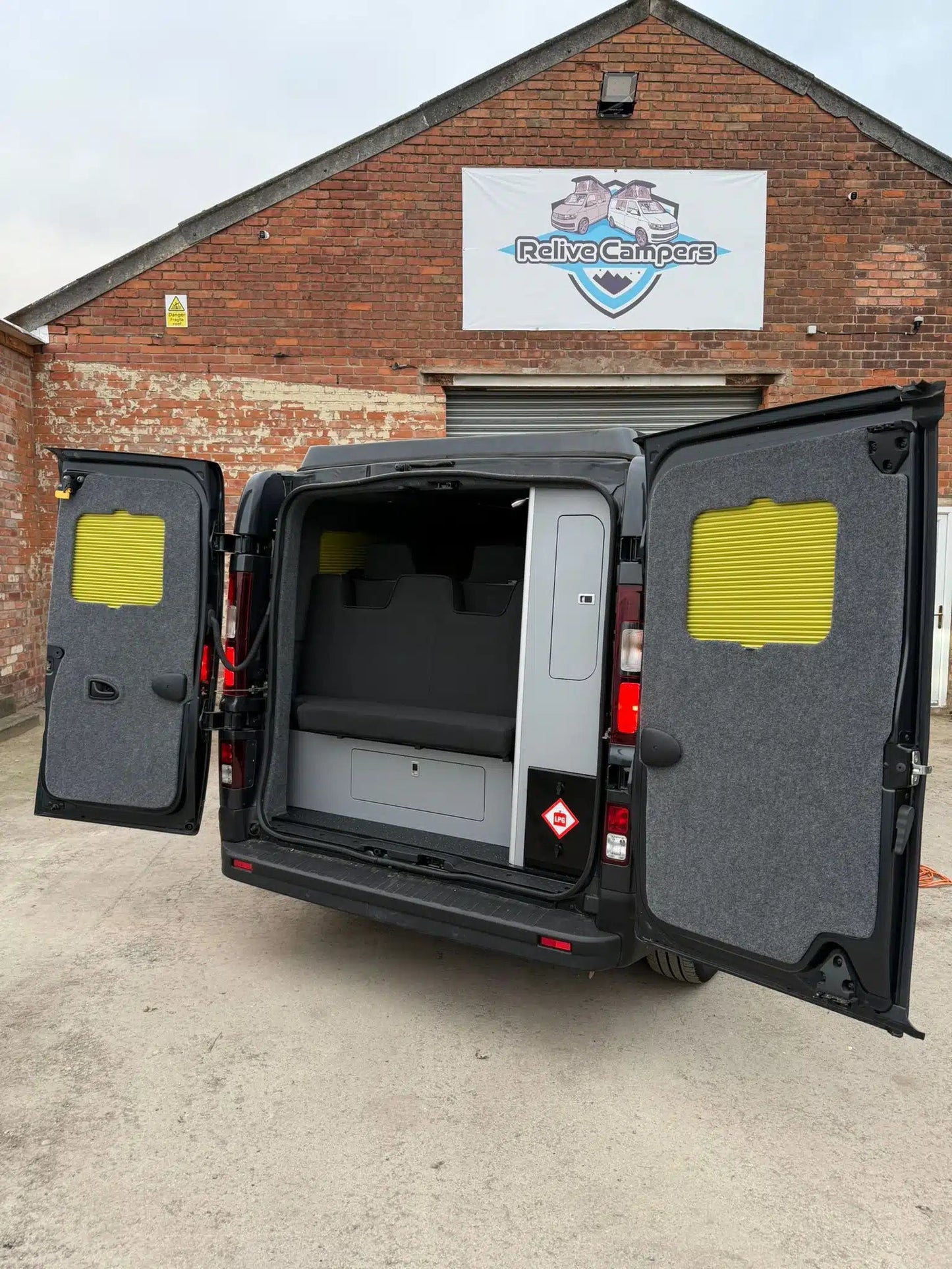 Nissan Primastar Tekna DCI, 2022 Relive Campers and Conversions